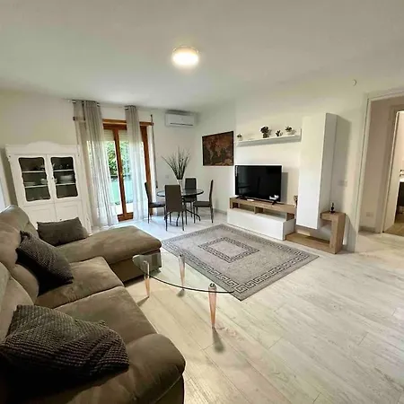 Appartement Luminoso Domus Eur Rome