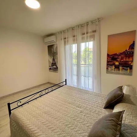 Apartmán Luminoso Domus Eur